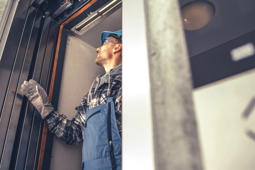 Élévateurs industriels sur mesure pour des environnements spéciaux