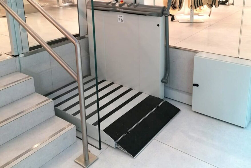 HIDRAL renforce la mobilité universelle grâce à des solutions innovantes d’accessibilité et de levage